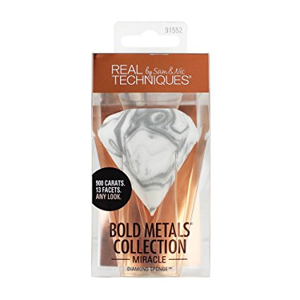Real Techniques Bold Metals: Diamond Sponge Uniquely Designed for Versatility, For Use Dry or Wet, Ideal for Creams or Liquids for Flawless Results;