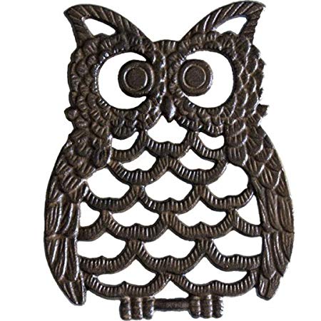 Cast Iron Owl Trivet - Decorative Trivet For Kitchen Counter or Dining Table Vintage, Rustic, Artisan Design - 7.75X6" - With Rubber Pegs/Feet - Recycled Metal, Rust Brown Finish - by Comfify