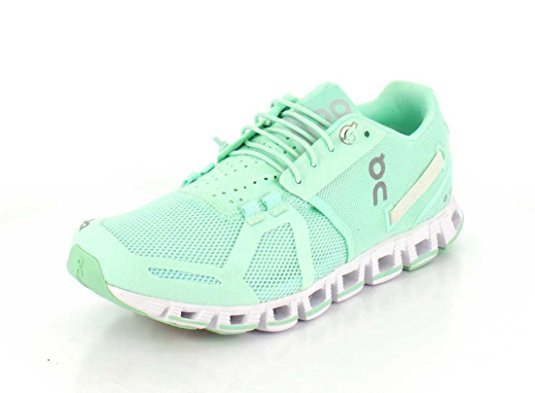 On Women's Cloudflow Sneaker