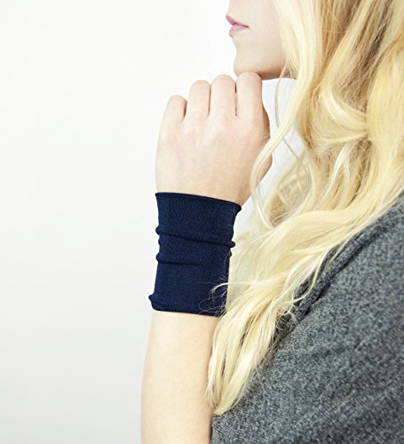 Stretch Fabric Wrist Cuff Bracelet (Navy Blue)