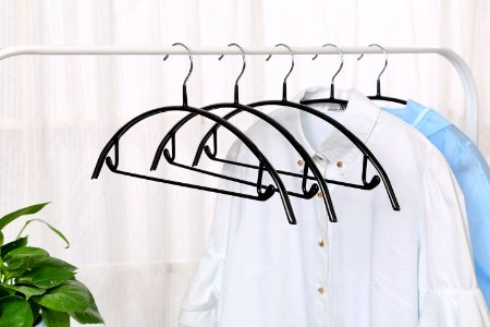 VANORIG® Professional Stainless Steel Hangers, PVC Resin Coating Durable Cothes Hangers, Suit Hangers, Set of 5 (Black)