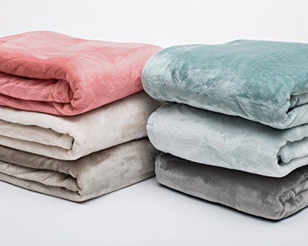 Marlo Collection Ultra Velvet Plush All-Season Super Soft Luxury Bed Blanket. Lightweight and Warm for Ultimate Comfort. By Home Fashion Designs. (Full / Queen, Whisper White)