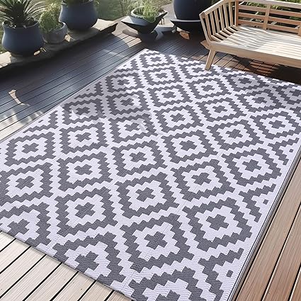 OLANLY Waterproof Outdoor Rug 5x8 ft, Reversible Plastic Straw Patio Rug for Camping, RV Mat Outside, Indoor Outdoor Carpet for Porch, Deck, Backyard, Camper, Balcony, Picnic, Grey & White