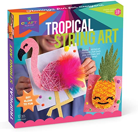 Craft-tastic - String Art Craft Kit - Makes 2 String Art Canvases - Tropical Edition with Flamingo & Pineapple Patterns