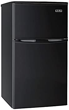 RCA RFR835-Black 3.2 Cubc Foot 2 Door Fridge and Freezer, Black