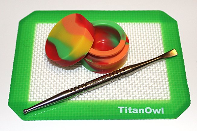 Titanium Carving Tool GR2   TitanOwl Silicone Mat Platnium Cured   Non-Stick Jar Container, 5.5" x 4.5" Pad with Green Corner
