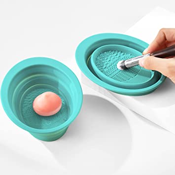 Makeup Brush Cleaning Mat, Silicone Makeup Brush Scrubber, Cosmetic Brush Cleaner, Brush Cleaning Pad, Foldable Makeup Brush Cleaning Bowl Suitable for Makeup Brush, Makeup Sponge, Powder Puff (Green)