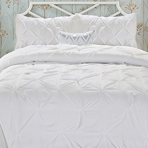 Elegant Comfort® Wrinkle Resistant - All Season Luxury Silky Soft Pintuck 3-Piece Comforter Set - King White