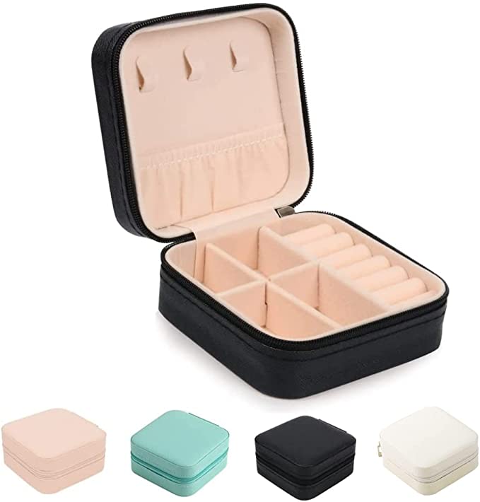 Small Jewelry Box, FOME Portable Jewelry Box Organizer PU Leather Mini Travel Jewelry Storage Case for Rings Earrings Necklace Bracelets Jewelry Gift for Women Girls Black