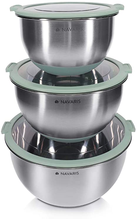 Navaris Stainless Steel Mixing Bowls (Set of 3) - Mixing Bowl Set with Lids, Non-Slip Silicone Base, Measurements - 1.4, 2.8, 4.7 Litres (Mint Green)