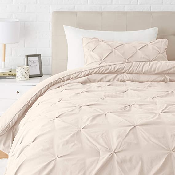 AmazonBasics Pinch Pleat Down-Alternative Comforter Bedding Set - Twin/TwinXL, Beige