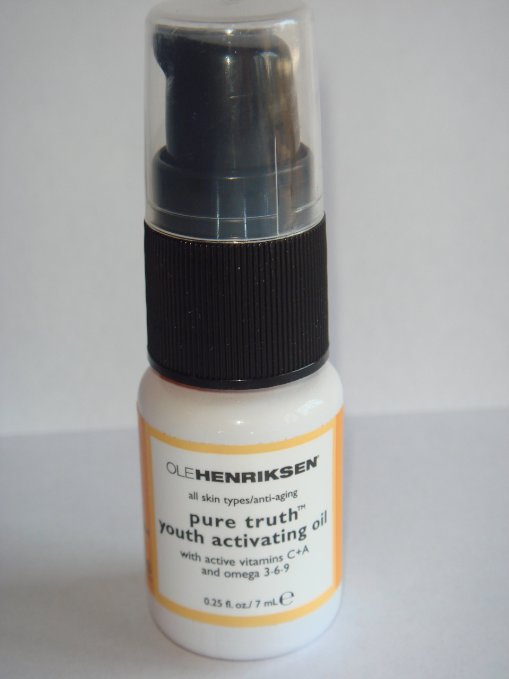 Ole Henriksen Pure TruthTM Vitamin C Youth Activating Oil Travel Size 7ml/0.25 Oz.