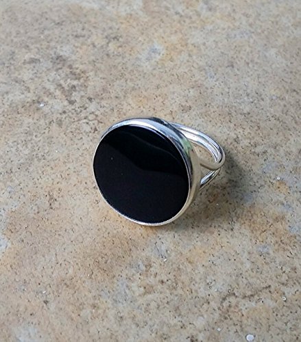 Onyx Circle Ring in Sterling Silver
