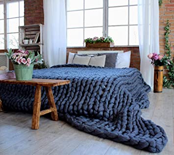Yijiujiuer Chunky Knit Blanket Giant Throw Merino Wool Yarn Hand Made Bed Sofa Chair Mat (Navy 40"x60")