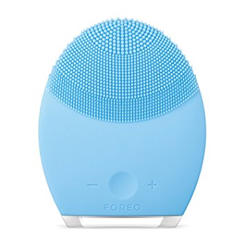 FOREO LUNA 2 Personalized Facial Cleansing Brush & Anti-Aging Face Massager for Combination Skin Roll over image to zoom in FOREO LUNA 2 Personalized Facial Cleansing Brush & Anti-Aging Face Massager