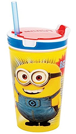 Despicable Me The Minions Snackeez Jr (Pack of One Cup, Colors and Designs Vary)
