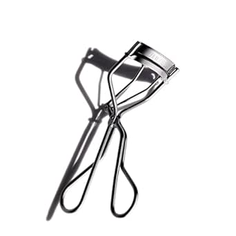 Shiseido Eyelash Curler   Two Sets of Eyelash Curler Replacement Pads (4 Pads Total) - Crimps & Curls Lashes for Perfect, Eye-Framing Fringe - Gentle & Safe