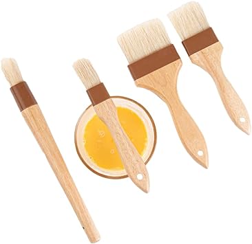 Restaurantware Pastry Tek Natural Wood Pastry/Basting Brush 4-Piece Set - with Boar Bristles - 1 count box
