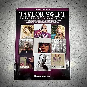 Taylor Swift Easy Piano Anthology - 2nd Edition: Easy-Level Song Arrangements with Lyrics