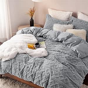 Bedsure Fluffy King Size Comforter Set, Grey Sherpa Fleece Bedding King Comforter Set, Luxury Jacquard Farmhouse Boho Soft Warm Bed Set for Winter, 1 Comforter (104"x90") and 2 Pillowcases (20"x36")