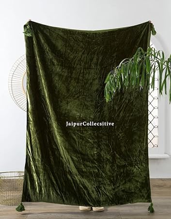 Luxury Crushed Moss Green Velvet Throw Blanket with Tassels Soft Velvet Boho Sofa Throw for Living Room 120X180 Cms UO