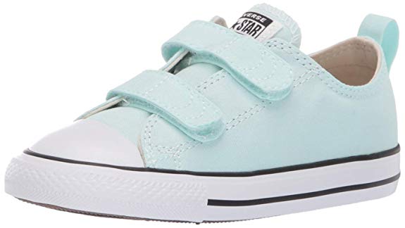 Converse Kids Infants' Chuck Taylor All Star 2019 Seasonal 2v Low Top Sneaker