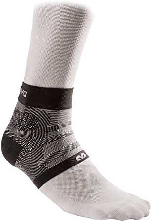 McDavid Freelastic Seamless Knit Plantar Fascia Foot Compression Sleeve for Relief from Plantar Fascitis Pain and to Help Improve Circulation