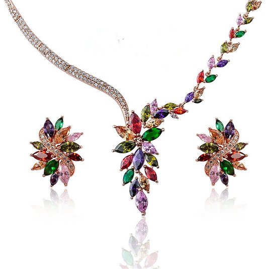 Gril Era Fine Crystal Gem Flower Collar Bib for Women Necklace and Earring Set