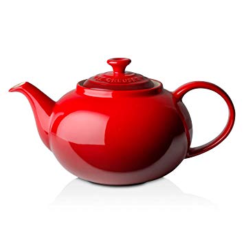 Le Creuset PG0328-0067 Enameled Stoneware Traditional Teapot 1.4 quart Cerise