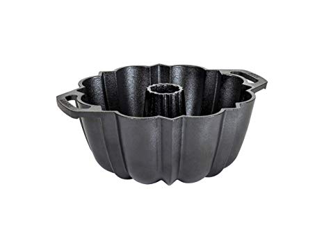 Lodge Legacy Series - Seasoned Cast Iron Fluted Cake Pan with Assist Handles