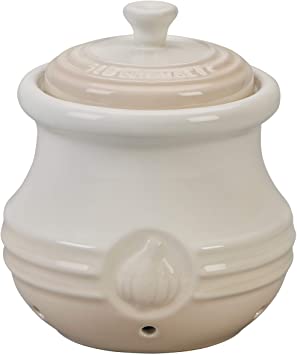 Le Creuset PG1019-12716 Garlic Keeper, 14 oz, Cream