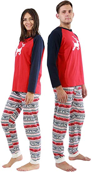 BOBORA Matching Family Christmas Pajamas, Classic Red Reindeer Xmas Holiday PJs Outfits Set