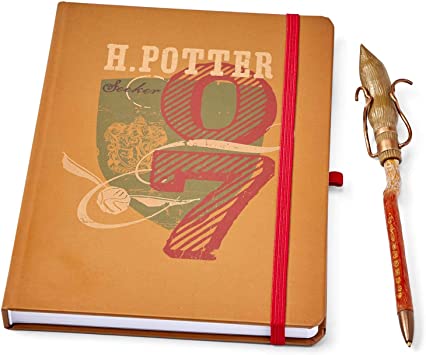 Harry Potter 07 Seeker Journal & Firebolt Pen Set - Exclusive Comic-Con 9" X 7" Hardcover Notebook With Red Elastic Closure & Writing Broomstick - Quidditch Design On Lined Pages - For Notes & Spells