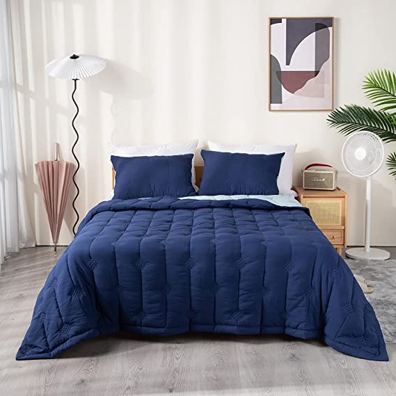 KASENTEX Lightweight All Season 2 Piece Quilt Set Bedding(Includes Quilt and Pillow Sham) - Soft Machine Washable Bedspread, Navy Blue / Light Blue, Twin Size