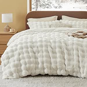 Bedsure Luxurious Faux Fur Duvet Cover King Size Set - Ultra Soft & Fluffy & Cozy & Warm - Elegant Shaggy Bubble Design Bedding with Duvet Cover and Pillow Shams, Coconut White