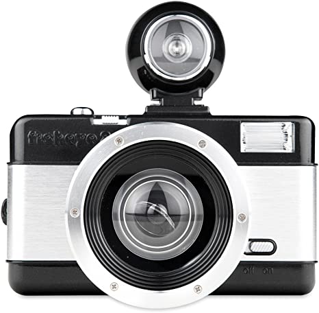 Lomography Fisheye No.2 – 35 mm Film Camera (fcp200)
