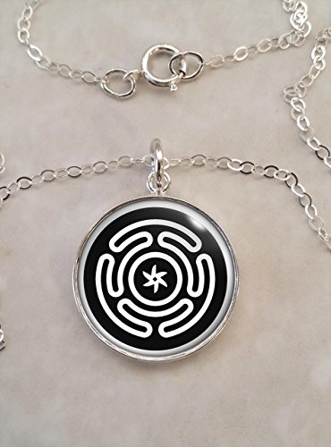 Hecate’s wheel .925 Sterling Silver Necklace