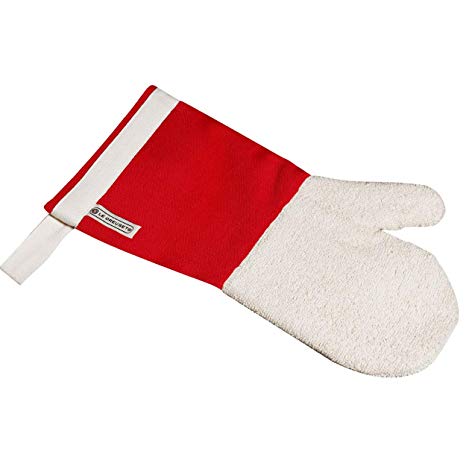 Le Creuset Textiles Oven Mitt, 14 Inch - Red