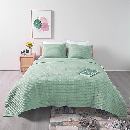 KASENTEX Quilt Mini Set-Stone Washed-Super Soft Bedspread - Lightweight Reversible Down Alternative Microfiber Fill - Machine Washable-Solid Colors, Full/Queen  2 Shams, Green