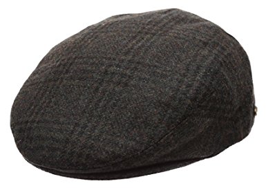 Men's Winter Collection Wool Plaid Flat Newsboy Ivy Hat with MIRMARU Socks.