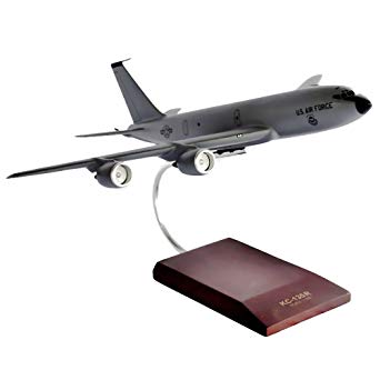 Mastercraft Collection KC-135R Stratotanker model Scale: 1/100