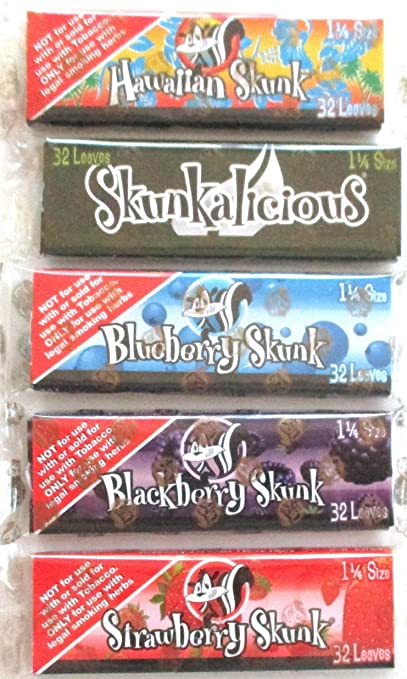 Skunk Brand 1 1/4 Size Rolling Papers Variety Pack Strawberry BlackBerry Hawaiian Blueberry Skunkalicious