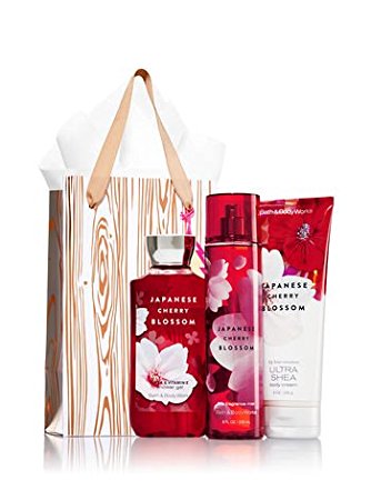 Bath & Body Works Japanese Cherry Blossom Rose Gold & Natural Gift Kit, Body Cream, Shower Gel & Fragrance Mist - Full Sizes