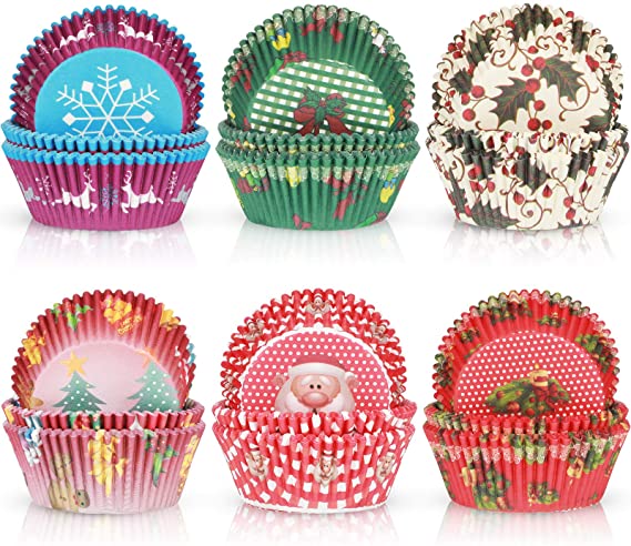 600 Pieces Christmas Cupcake Liners Muffin Cups Colorful Paper Disposable Cupcake Holders for Christmas Themed Party Decorations and Holiday Decorations (Classic Series)