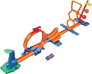 Hot Wheels Track Set with 1 Car, STEAM Flight Path Challenge, Learn The Basic Physics of Trajectory, Track Storage