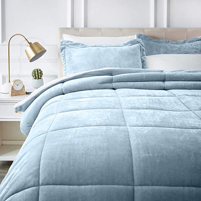 AmazonBasics Micromink Sherpa Comforter Set - Ultra-Soft, Fray-Resistant -  Full/Queen, Smoke Blue