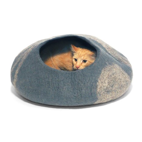 KittiKubbi - Cat Bed Cave Hideout - Handmade from 100% Natural Wool - Large - For Cats and Kittens