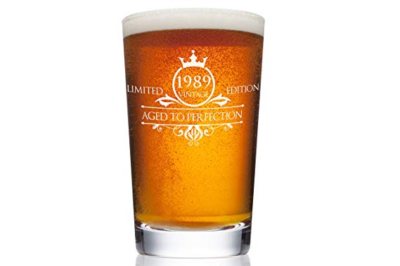 1989 30th Birthday Beer Pint Glass for Men or Women - Vintage Aged To Perfection Party Decorations – Funny Anniversary Gift Idea for Him, Her, Mom, Dad Husband or Wife – 16 oz Craft IPA Bar Mug