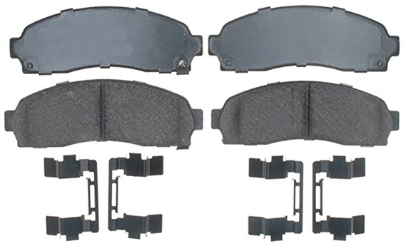 ACDelco 17D913CH Professional Ceramic Front Disc Brake Pad Set