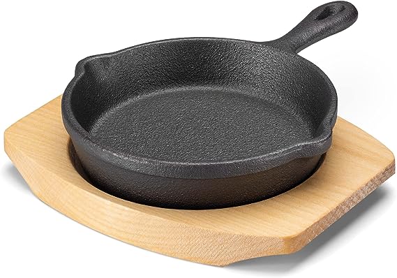 Navaris Mini Cast Iron Skillet with Wooden Base - Cast Iron Frying Pan Mini Skillet with Protective Wood Base - Heavy Duty Metal Skillet Weighing 426g (Includes Base)